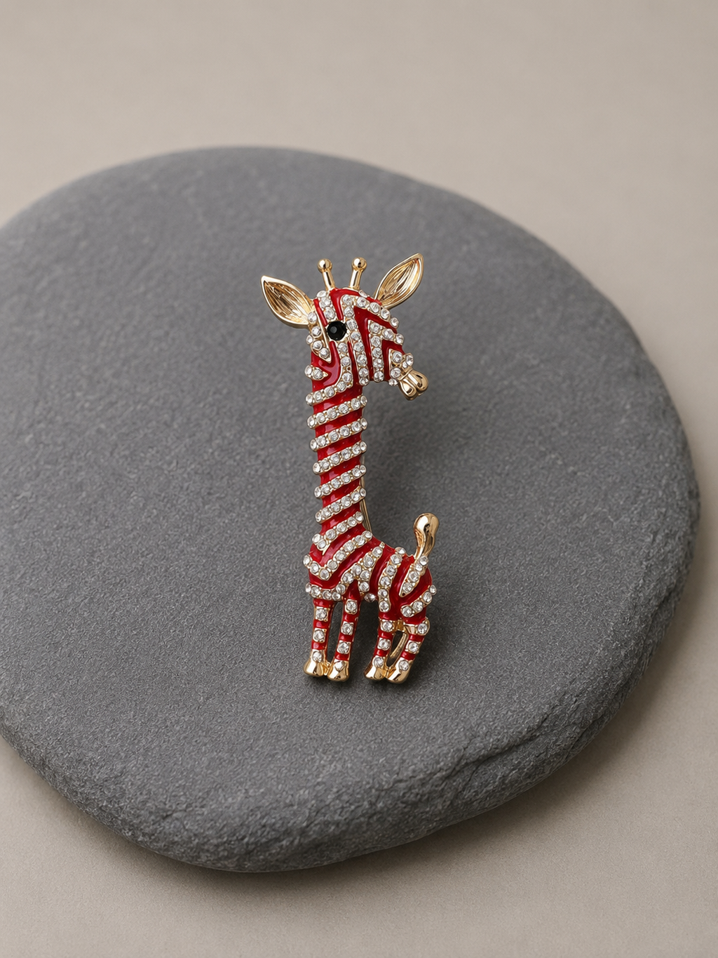 Broche Girafe Élégance