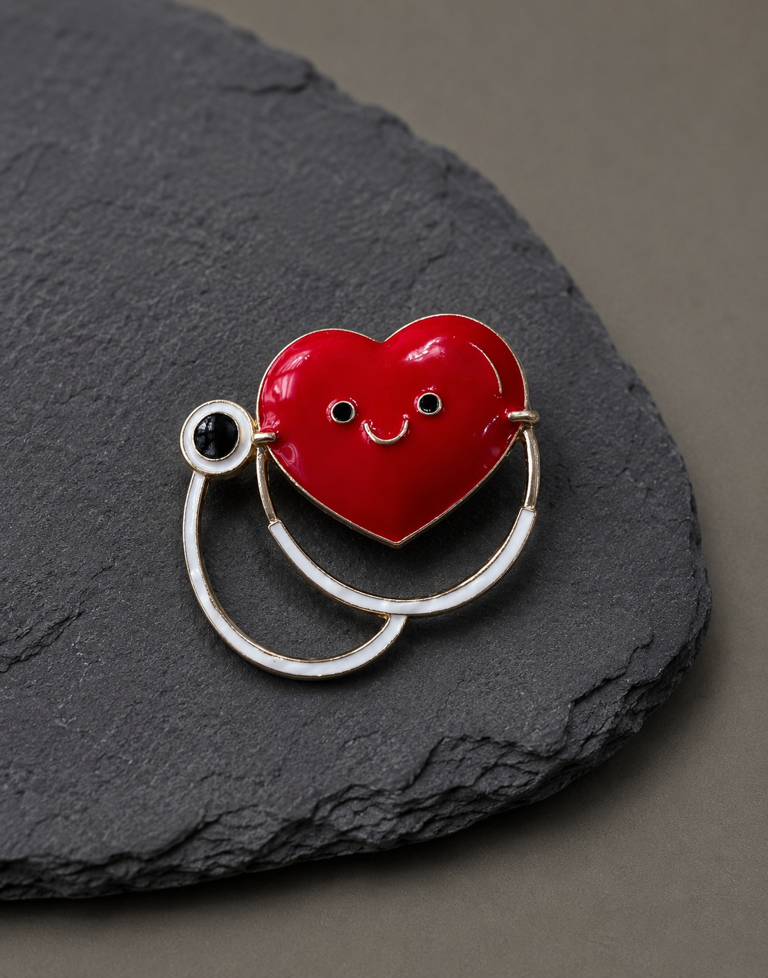 Broche Cœur & Stéthoscope Souriant