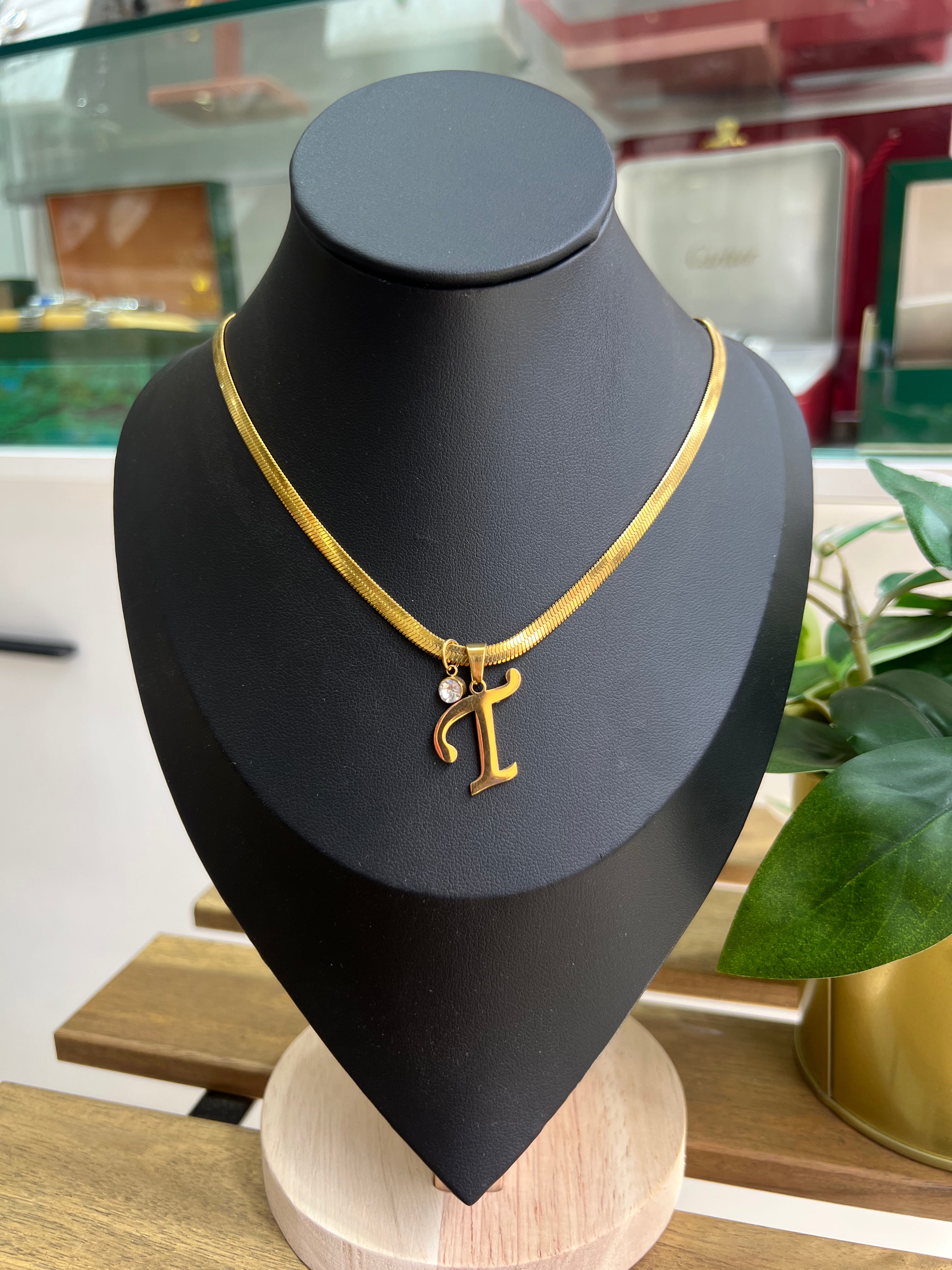 Collier Initiale T
