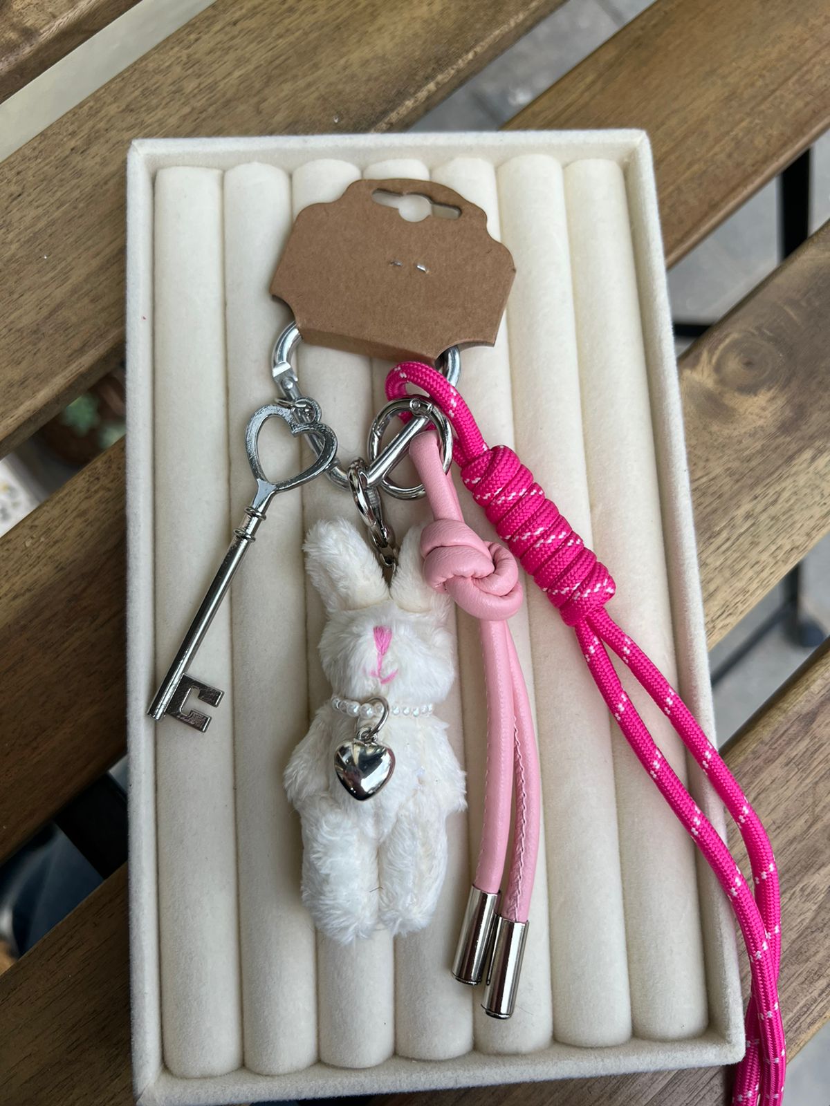 CHARM BAG Pink Bunny
