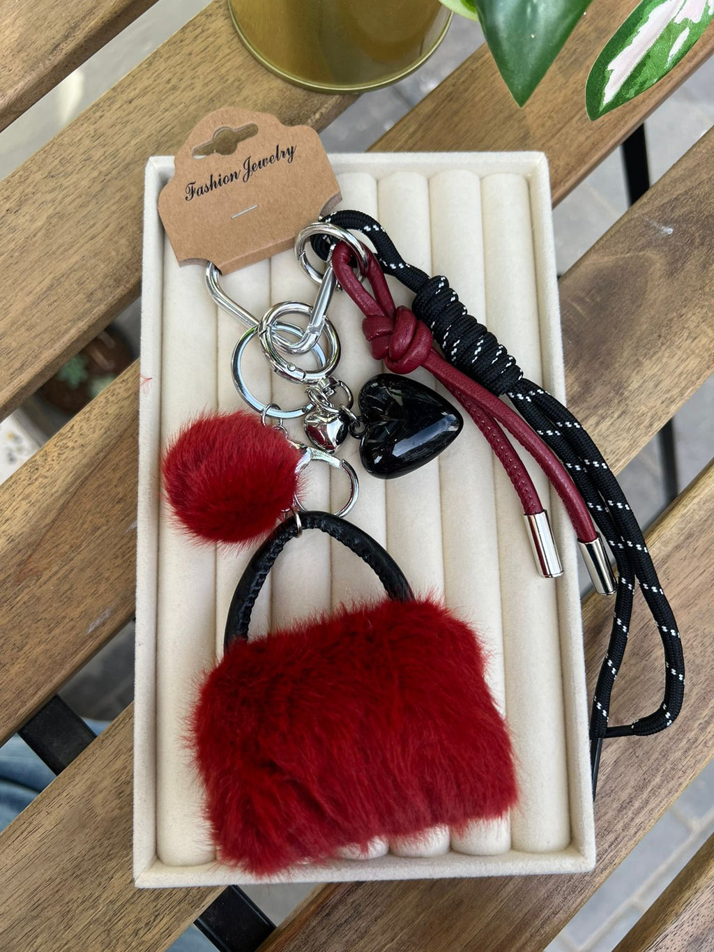 CHARM BAG Ruby Chic