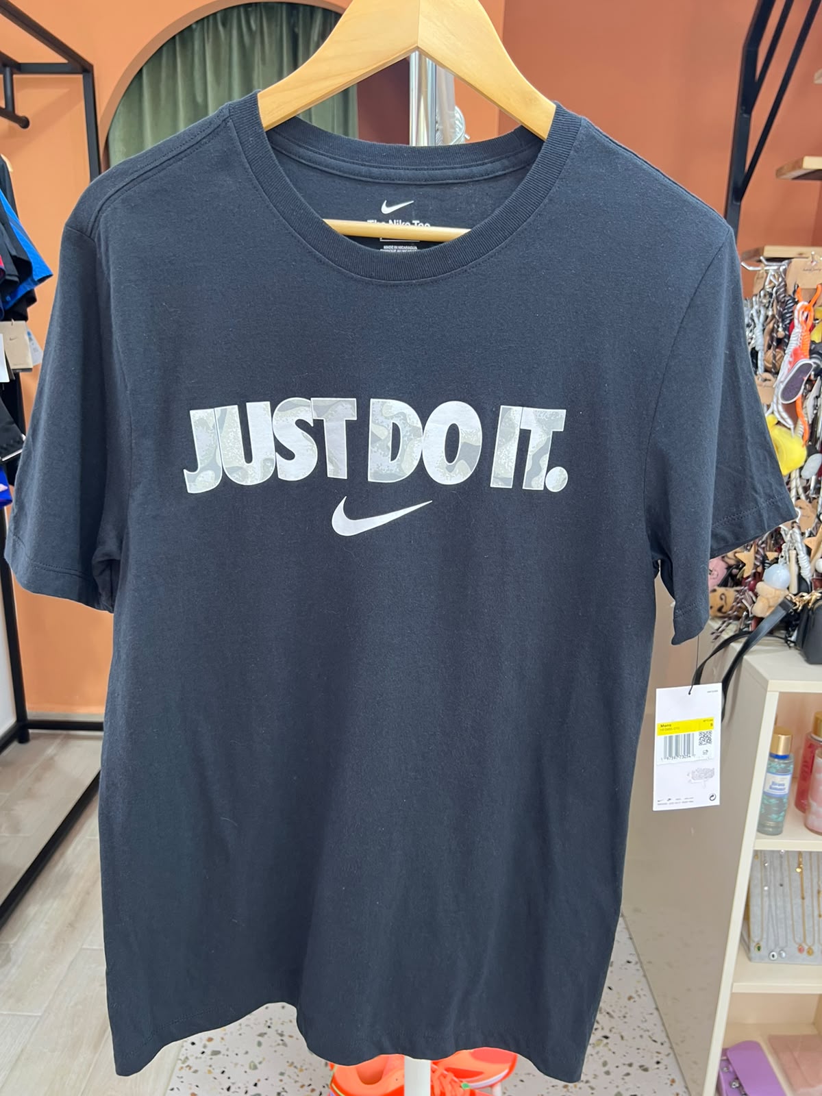 T-shirt nike